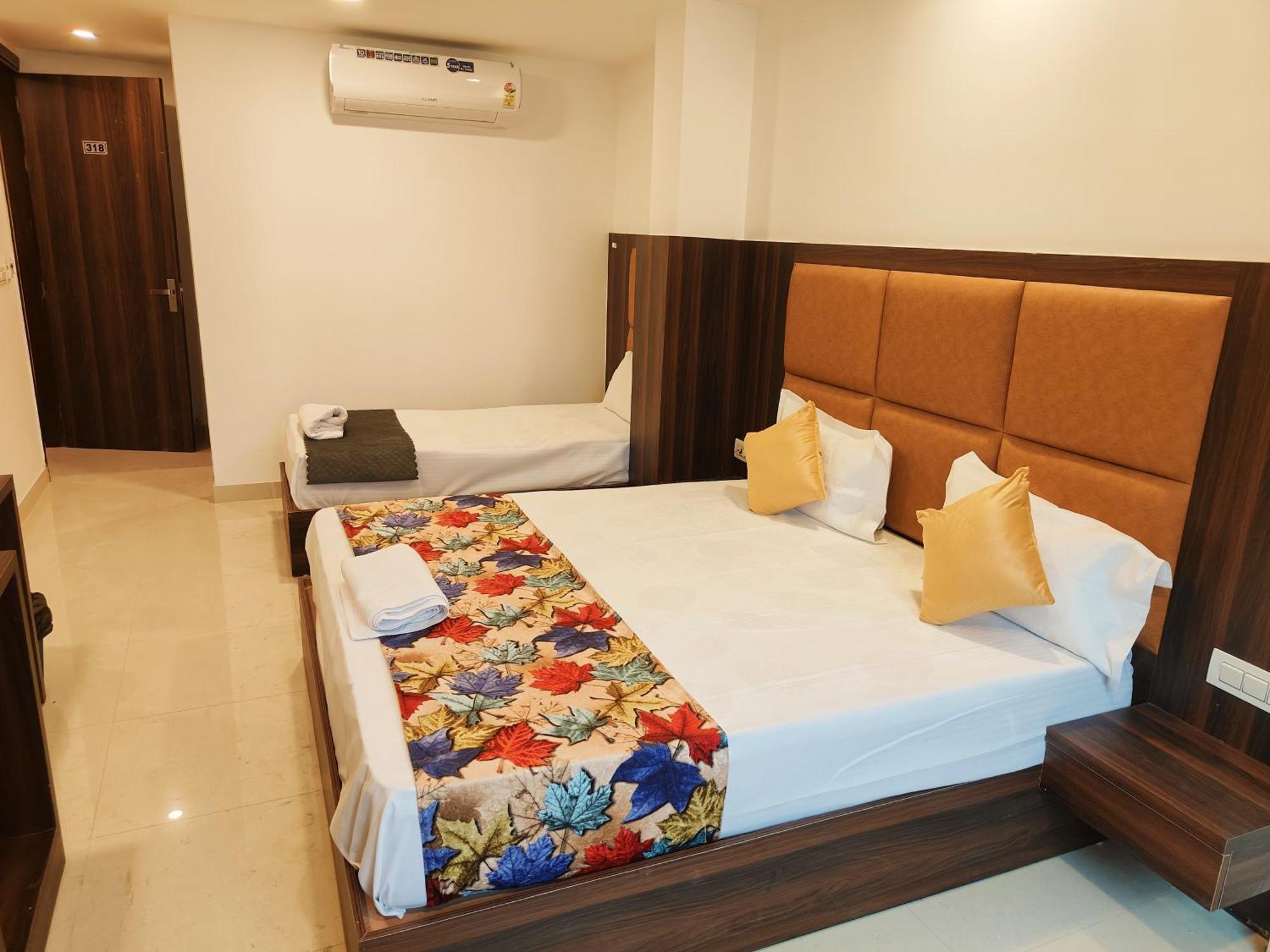 Marina Plaza Near Igi Airport Delhi